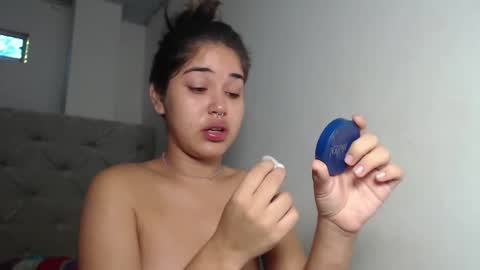 Snapshot of melody_phillips2 chatting on December 20, 2:02 pm melody phillips online show from December 20, 2:02 pm