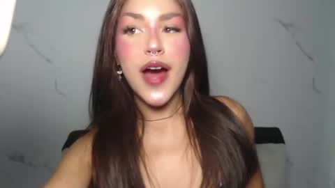Snapshot of melody_phillips2 chatting on July 7, 9:24 am melody phillips online show from July 7, 9:24 am