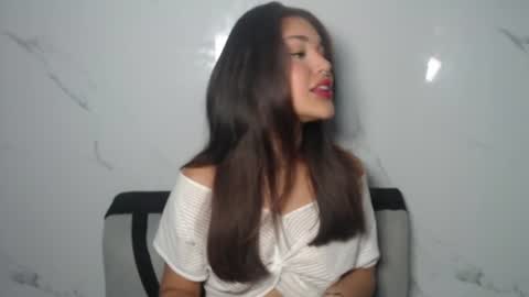 Snapshot of melody_phillips2 chatting on July 15, 10:09 am melody phillips online show from July 15, 10:09 am
