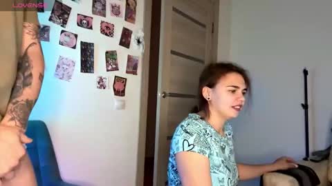 Snapshot of melody_song chatting on October 24, 8:55 am melody_song online show from October 24, 8:55 am