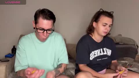 Snapshot of melody_song chatting on November 26, 4:19 pm melody_song online show from November 26, 4:19 pm