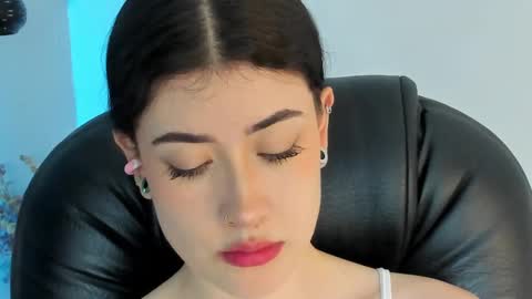 Snapshot of melody_suarez chatting on January 23, 11:36 pm MELODY online show from January 23, 11:36 pm