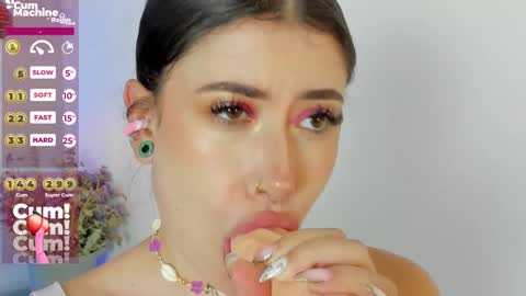 Snapshot of melody_suarez chatting on February 23, 10:31 pm MELODY online show from February 23, 10:31 pm