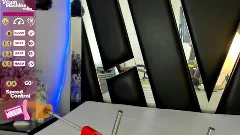 Snapshot of melody_suarez chatting on February 28, 10:50 pm MELODY online show from February 28, 10:50 pm