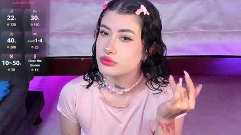 Snapshot of melody_suarez chatting on September 23, 10:35 pm MELODY online show from September 23, 10:35 pm