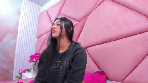 Melodysmithass online show from April 23, 2:57 am
