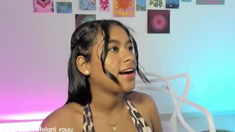 Snapshot of melrousses chatting on December 2, 2:17 am Melania online show from December 2, 2:17 am