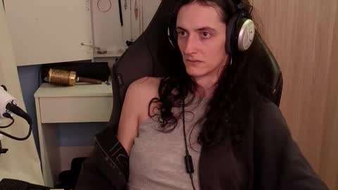 Snapshot of memisecrets chatting on February 2, 5:44 pm Megumi Aina online show from February 2, 5:44 pm