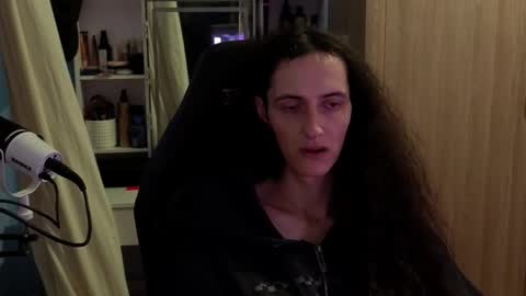 Snapshot of memisecrets chatting on February 12, 2:56 pm Megumi Aina online show from February 12, 2:56 pm