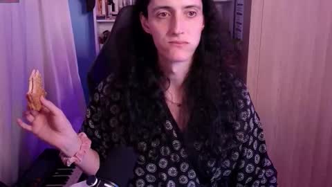 Snapshot of memisecrets chatting on March 25, 11:44 pm Megumi Aina online show from March 25, 11:44 pm