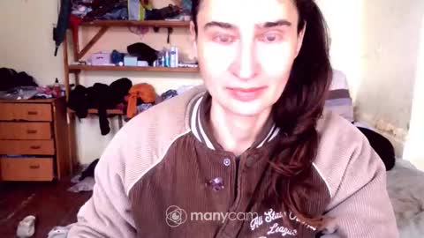 Yummygirl online show from May 3, 3:56 am