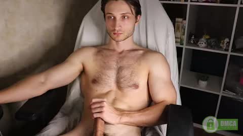 Snapshot of memuro_one chatting on December 17, 12:33 pm Nick online show from December 17, 12:33 pm