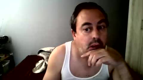Snapshot of men_thin chatting on October 26, 3:51 pm Travieso online show from October 26, 3:51 pm