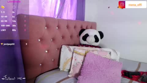 Snapshot of mena_hicks chatting on January 27, 7:13 pm Heart online show from January 27, 7:13 pm