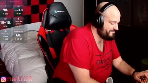 Snapshot of menditeta chatting on January 14, 12:11 am menditeta online show from January 14, 12:11 am