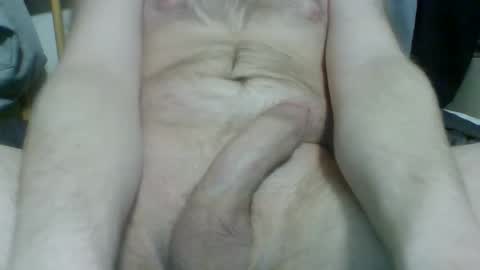 Snapshot of meow732 chatting on February 12, 2:17 am meow732 online show from February 12, 2:17 am