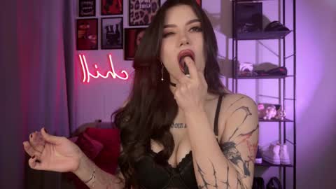 Amy Meow online show from April 7, 7:03 pm