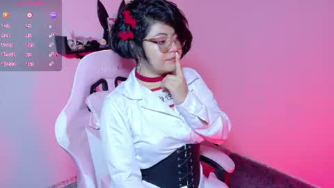 Snapshot of meow_cat4 chatting on July 2, 6:14 pm Cata online show from July 2, 6:14 pm