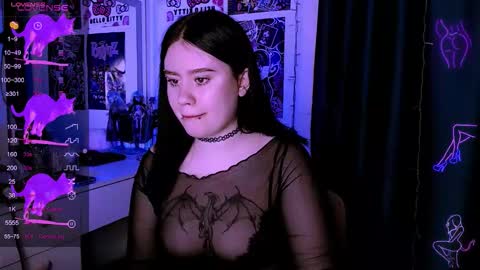 Snapshot of meow_marie chatting on March 22, 11:08 pm meow marie online show from March 22, 11:08 pm