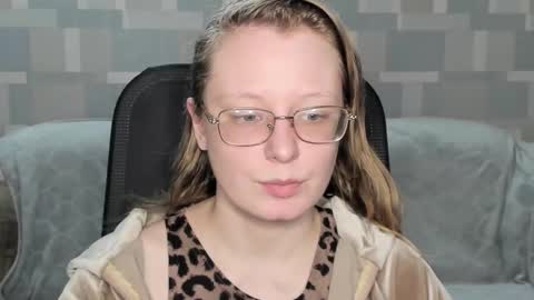 meowcr online show from January 18, 5:06 pm