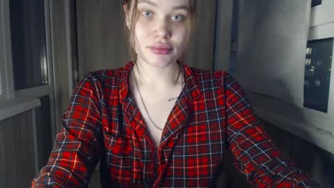 Snapshot of meowjey chatting on December 6, 3:55 pm Jey online show from December 6, 3:55 pm