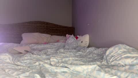 Snapshot of meowmeow_emma chatting on November 30, 12:58 am meowmeow_emma online show from November 30, 12:58 am