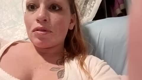 meowzers777 online show from May 19, 3:24 am