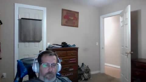 Snapshot of mercer1977 chatting on October 12, 1:26 am mercer1977 online show from October 12, 1:26 am