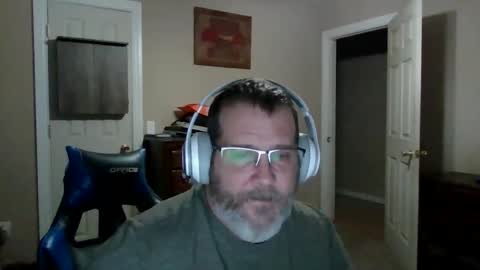 Snapshot of mercer1977 chatting on March 29, 9:20 am mercer1977 online show from March 29, 9:20 am