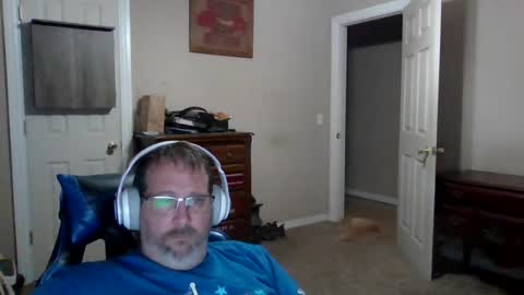 Snapshot of mercer1977 chatting on July 5, 3:56 am mercer1977 online show from July 5, 3:56 am