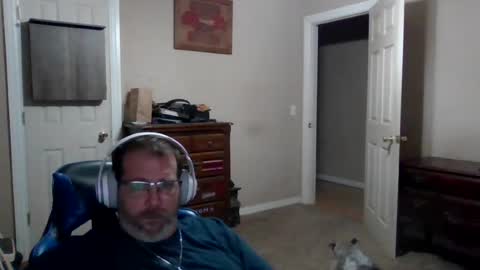 Snapshot of mercer1977 chatting on July 12, 2:57 am mercer1977 online show from July 12, 2:57 am