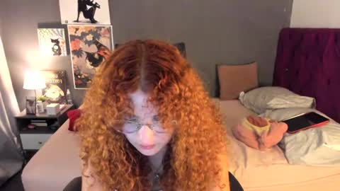 Snapshot of meridaxbrave_ chatting on July 29, 1:59 am laura 3 i am independent model online show from July 29, 1:59 am