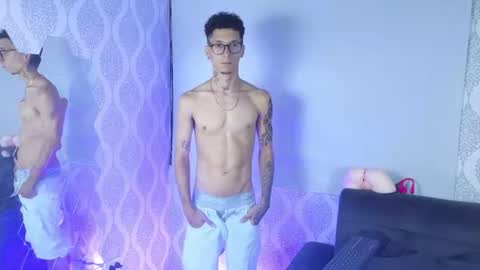 Snapshot of merlin_2026 chatting on July 17, 7:30 pm merlin_2026 online show from July 17, 7:30 pm