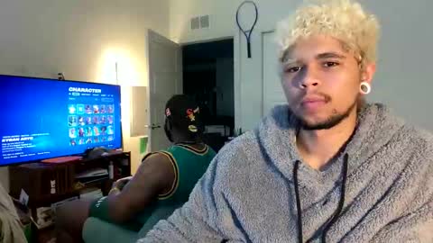 Snapshot of merlinharriss chatting on February 26, 3:52 pm Merlinz Magic online show from February 26, 3:52 pm