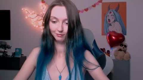 mermaidvibestides online show from March 14, 10:48 pm