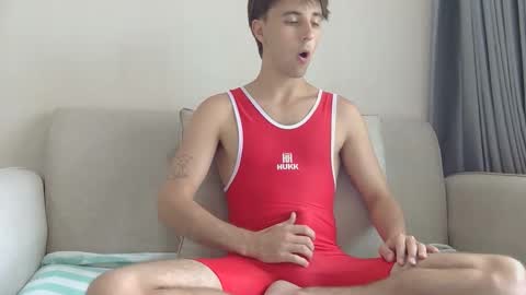 Mark online show from May 10, 7:46 am