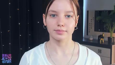 Snapshot of meryldell chatting on March 3, 11:00 am Lollita online show from March 3, 11:00 am