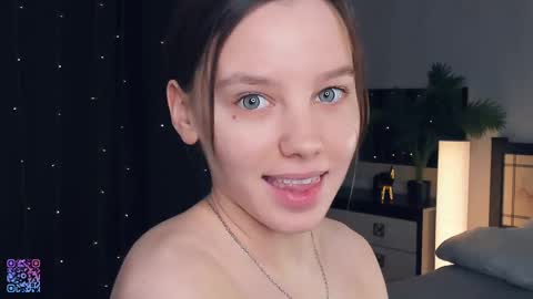 Snapshot of meryldell chatting on March 6, 10:09 am Lollita online show from March 6, 10:09 am