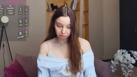 Snapshot of meryldell chatting on December 5, 10:35 am Lollita online show from December 5, 10:35 am