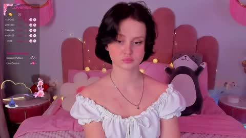 Snapshot of merylew chatting on January 24, 10:11 am Anna online show from January 24, 10:11 am