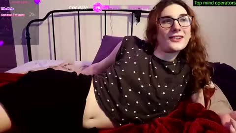 Snapshot of mesmerized_mowo chatting on February 22, 2:28 am mesmerized_mowo online show from February 22, 2:28 am