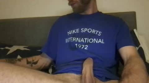 Snapshot of messageme11 chatting on October 12, 9:03 pm messageme11 online show from October 12, 9:03 pm