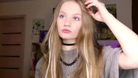 Eva online show from April 7, 6:19 pm