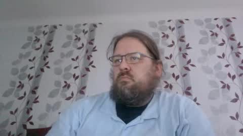 Snapshot of metallbuddy chatting on December 20, 11:06 am ask me online show from December 20, 11:06 am