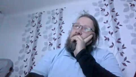 Snapshot of metallbuddy chatting on January 7, 6:49 am ask me online show from January 7, 6:49 am