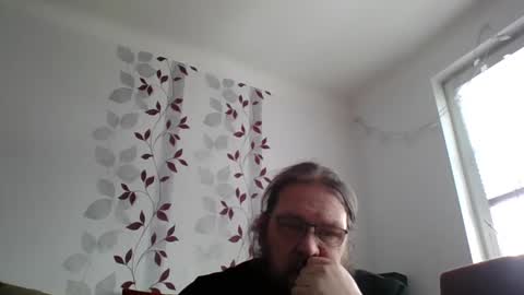 Snapshot of metallbuddy chatting on February 1, 10:36 am ask me online show from February 1, 10:36 am