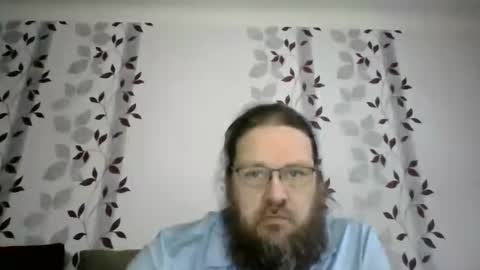 Snapshot of metallbuddy chatting on February 5, 7:13 am ask me online show from February 5, 7:13 am