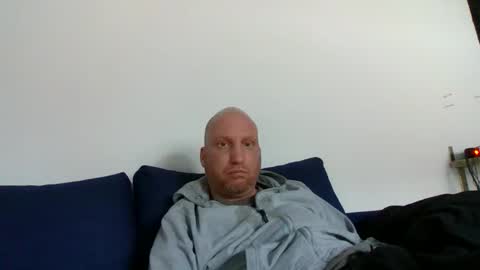 metaller123456 online show from March 23, 5:06 pm