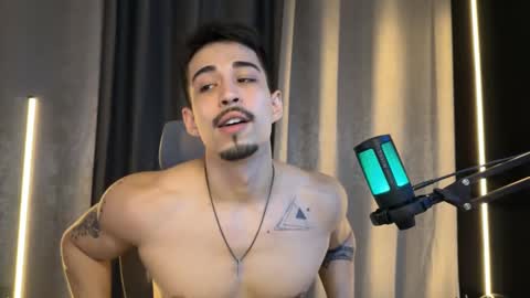 Snapshot of mettew22cm chatting on November 1, 10:12 pm mettew22cm online show from November 1, 10:12 pm