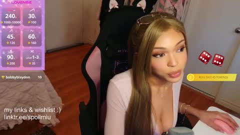 Snapshot of mew2wo chatting on February 3, 1:26 am mew2wo online show from February 3, 1:26 am